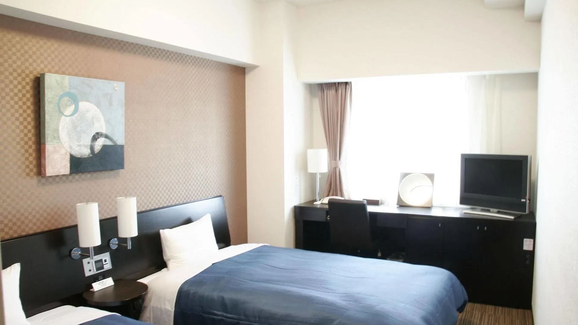 Hotel Route-Inn Chitose Ekimae