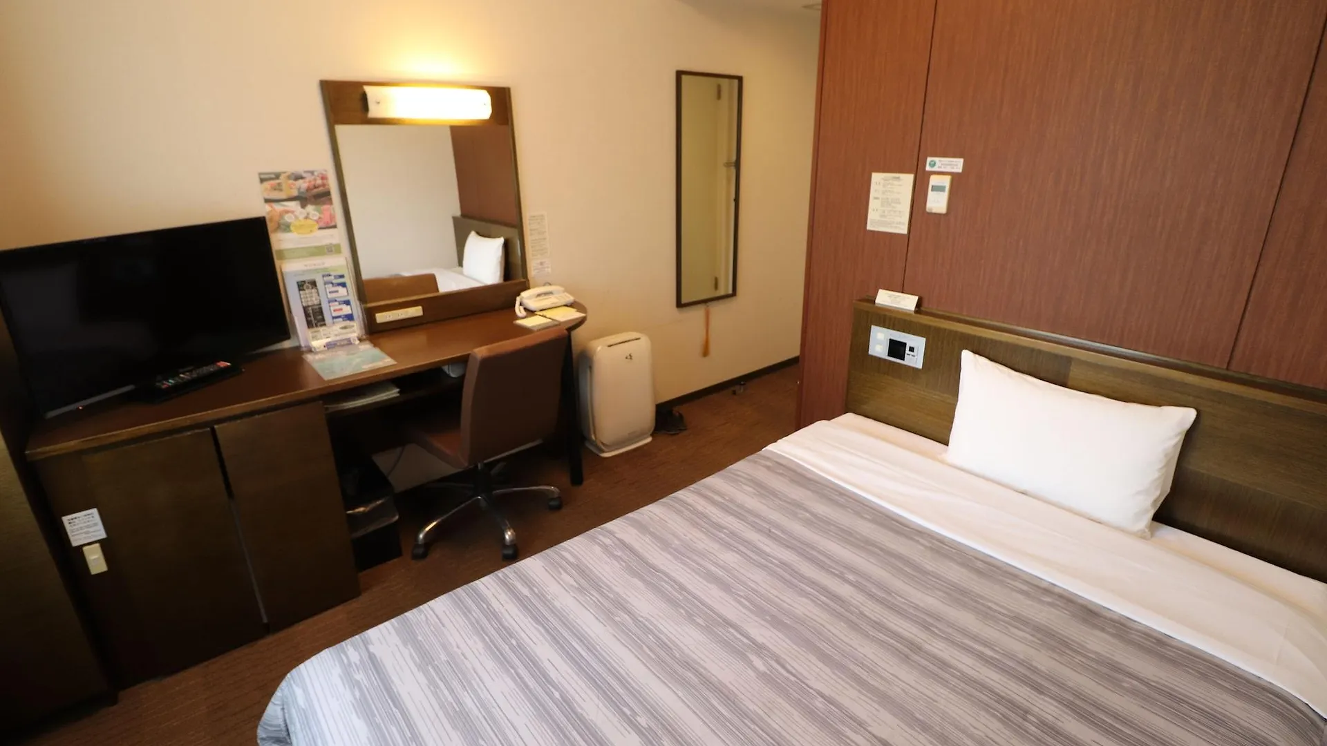 Hotel Route-Inn Chitose Ekimae 3*, Chitose (Hokkaido)